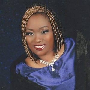 Meet your Posher, Shonte